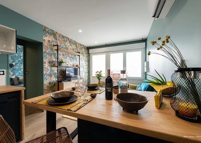 Le Marchand De Sable: 4-star Coastal Retreat Near Grande Conche Holiday home *